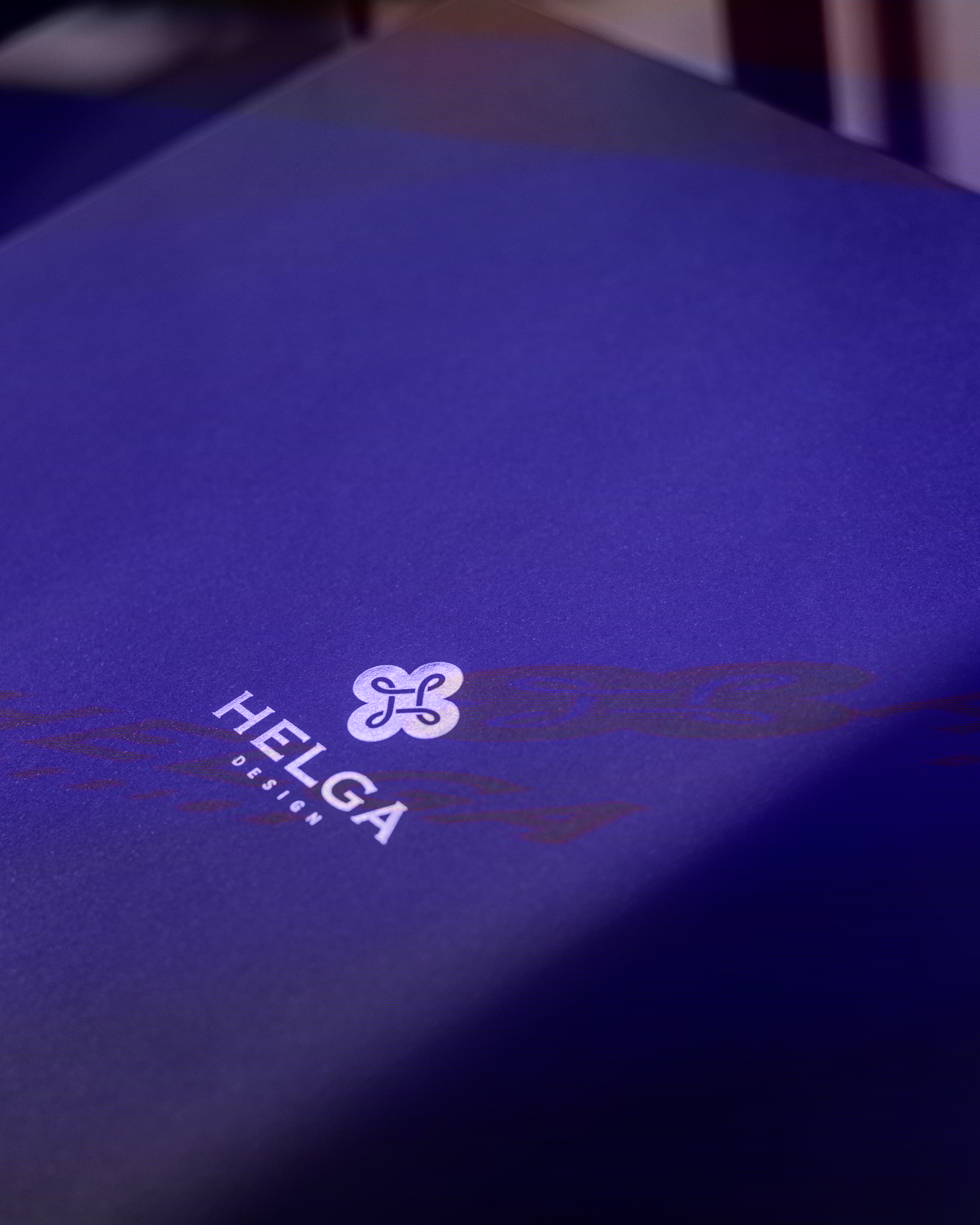 Sapphire blue beaded earrings with crystals | RENTAL