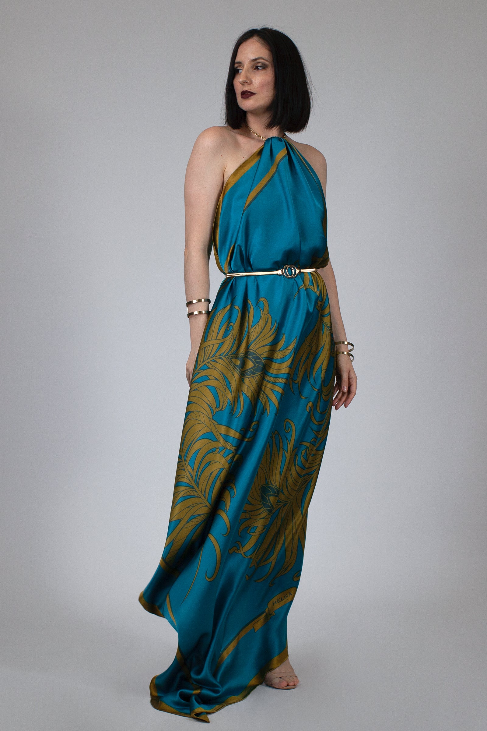 Turquoise foulard 55"