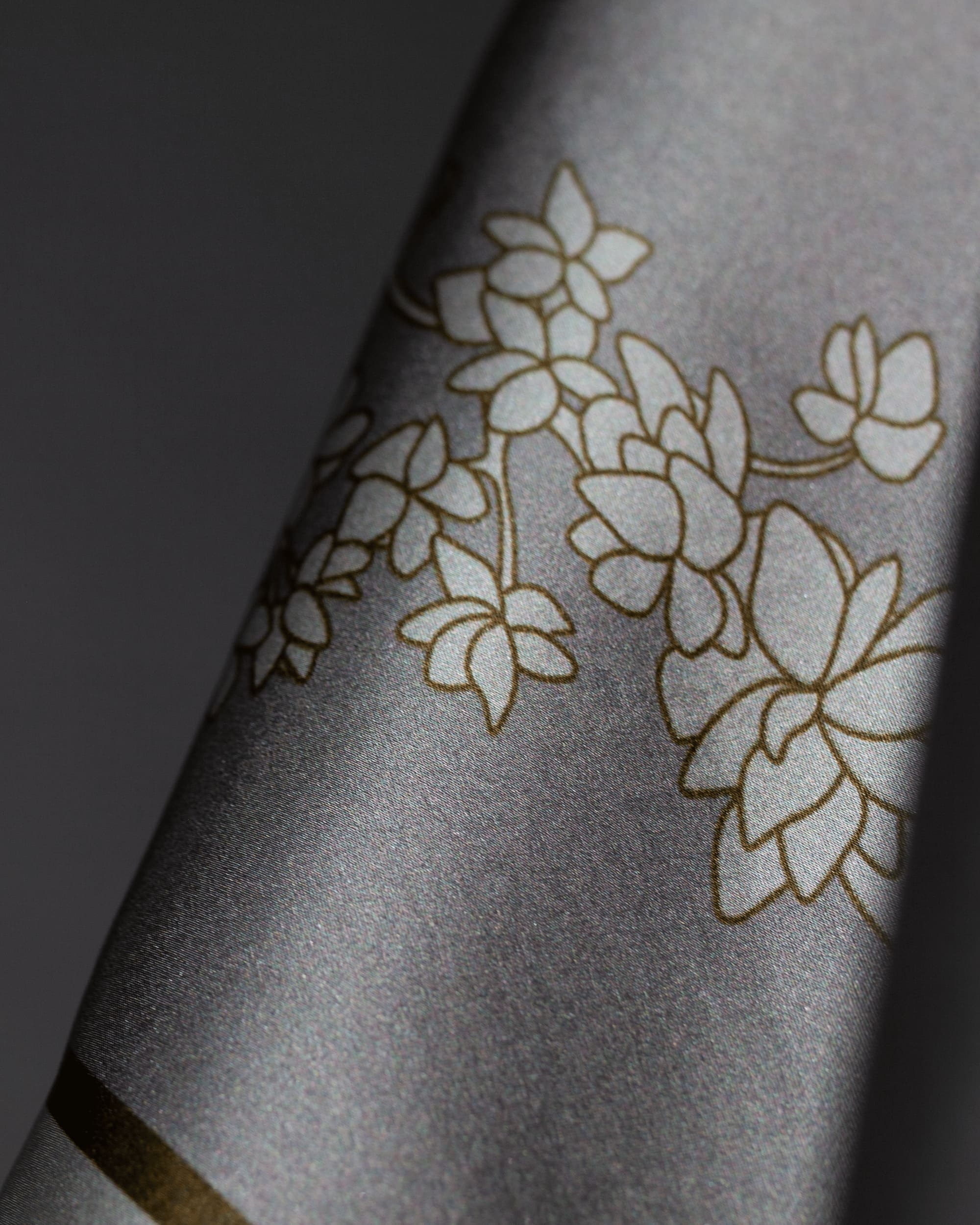 Silver floral silk foulard 35" - RENTAL